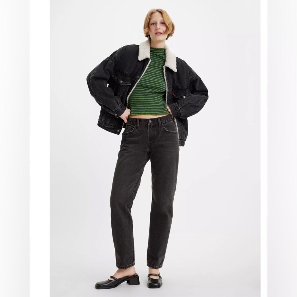 NWT Levi's Middy Straight Irregular Black Jeans Mid Rise 29x30